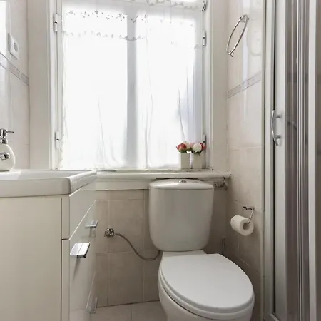 Charming Avenida By Homing Appartement